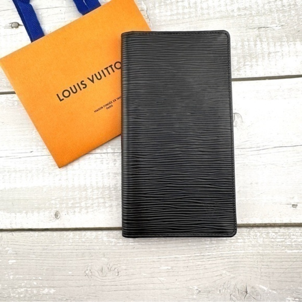 AUTHENTIC Louis Vuitton Monogram Porte Valeurs Checkbook Wallet. Black.
